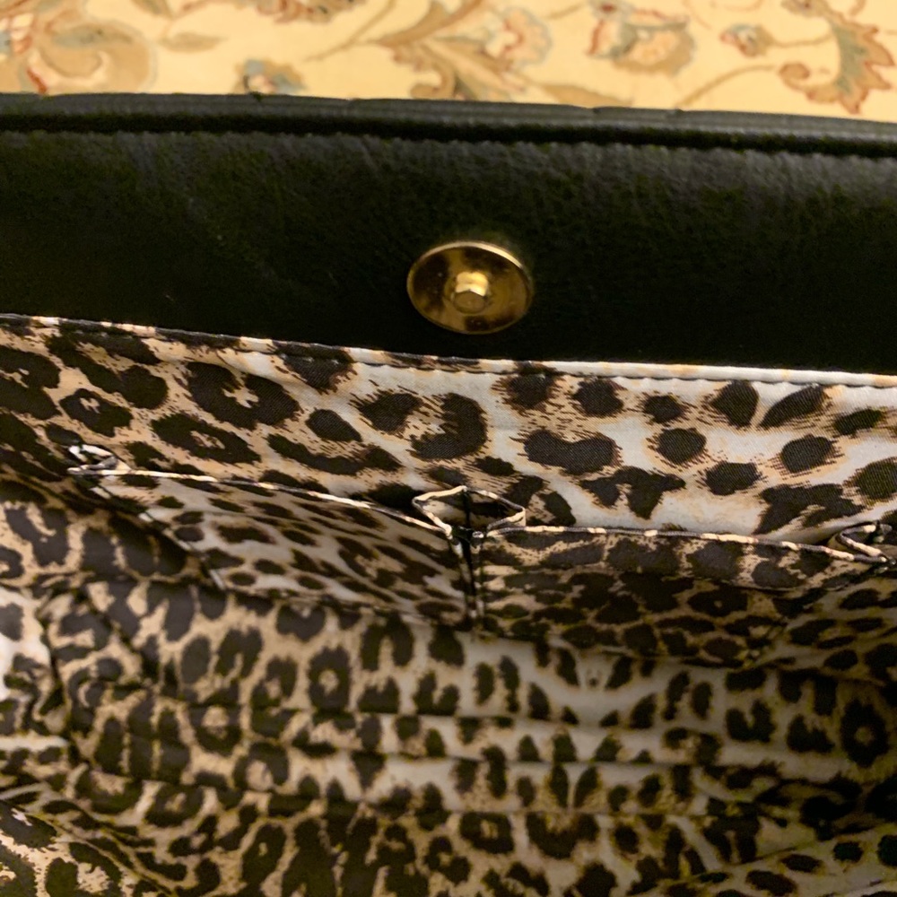 Purse - Picture 3 of 4